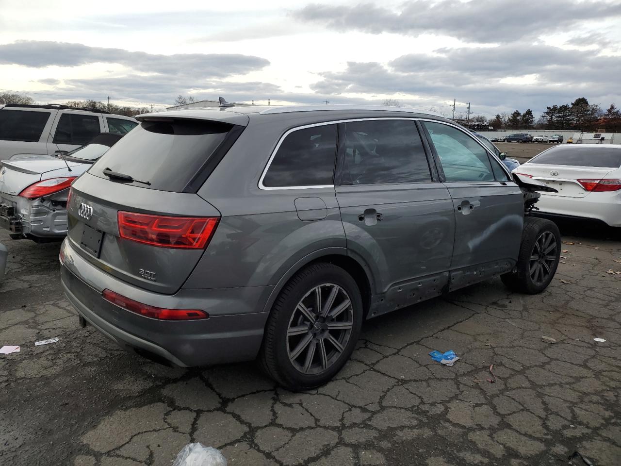 Изображение 3 2017 AUDI Q7 PREMIUM PLUS 2017 с VIN WA1LAAF70HD003483