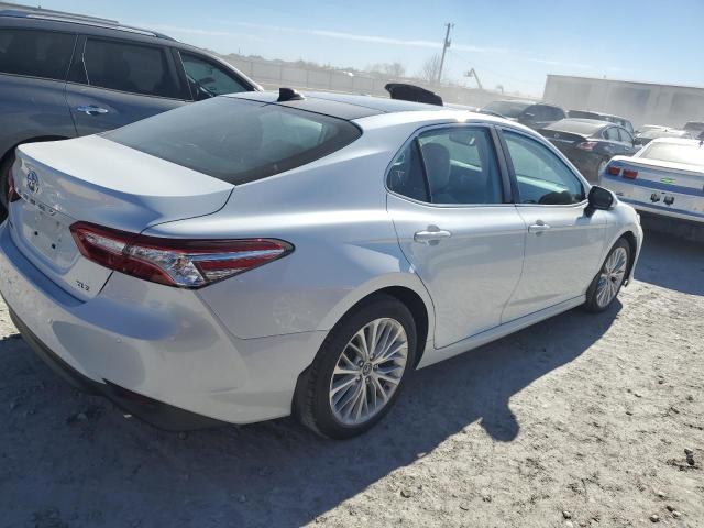 Image 3 of 2020 TOYOTA CAMRY XLE 2020 with VIN 4T1FZ1AK5LU035485