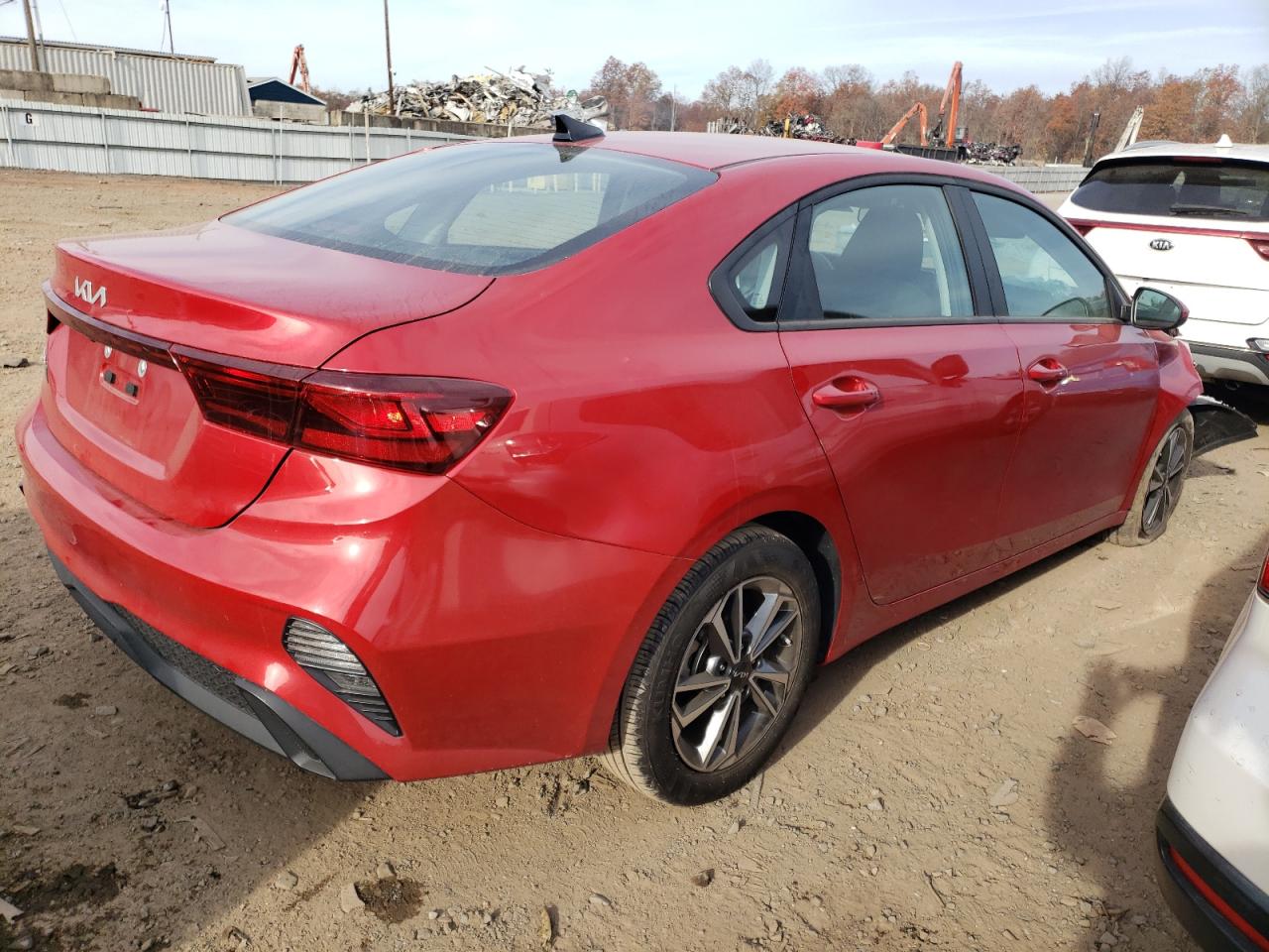 Image 3 of 2022 KIA FORTE FE 2022 with VIN 3KPF24AD2NE496740