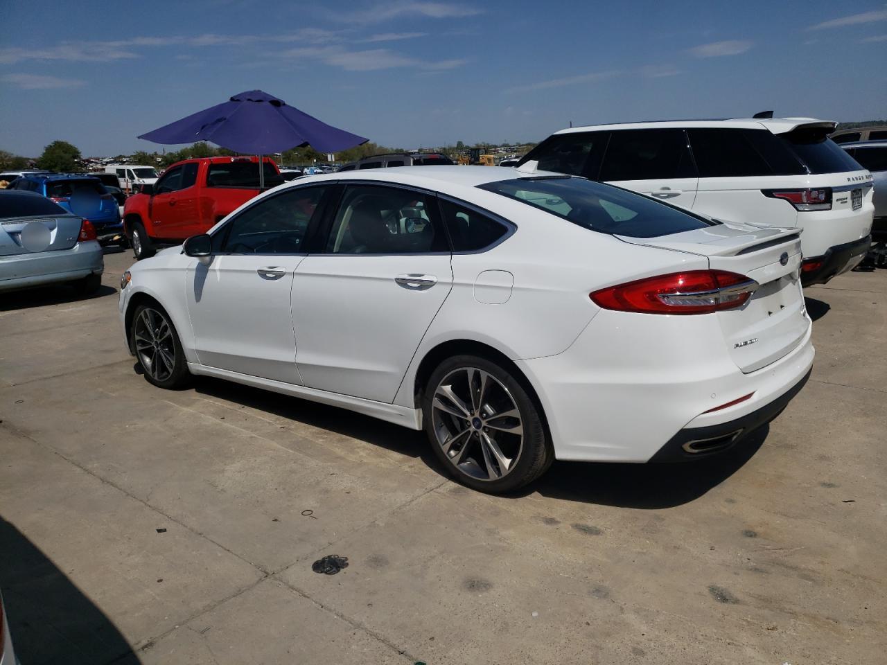 Изображение 2 2019 FORD FUSION TITANIUM 2019 с VIN 3FA6P0D95KR243553