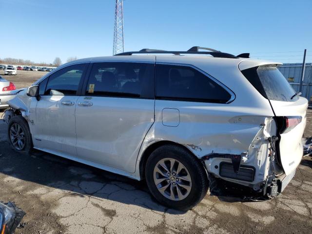 Image 2 of 2021 TOYOTA SIENNA XLE 2021 with VIN 5TDYRKEC5MS034123