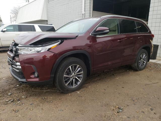 Изображение 2017 TOYOTA HIGHLANDER SE 2017