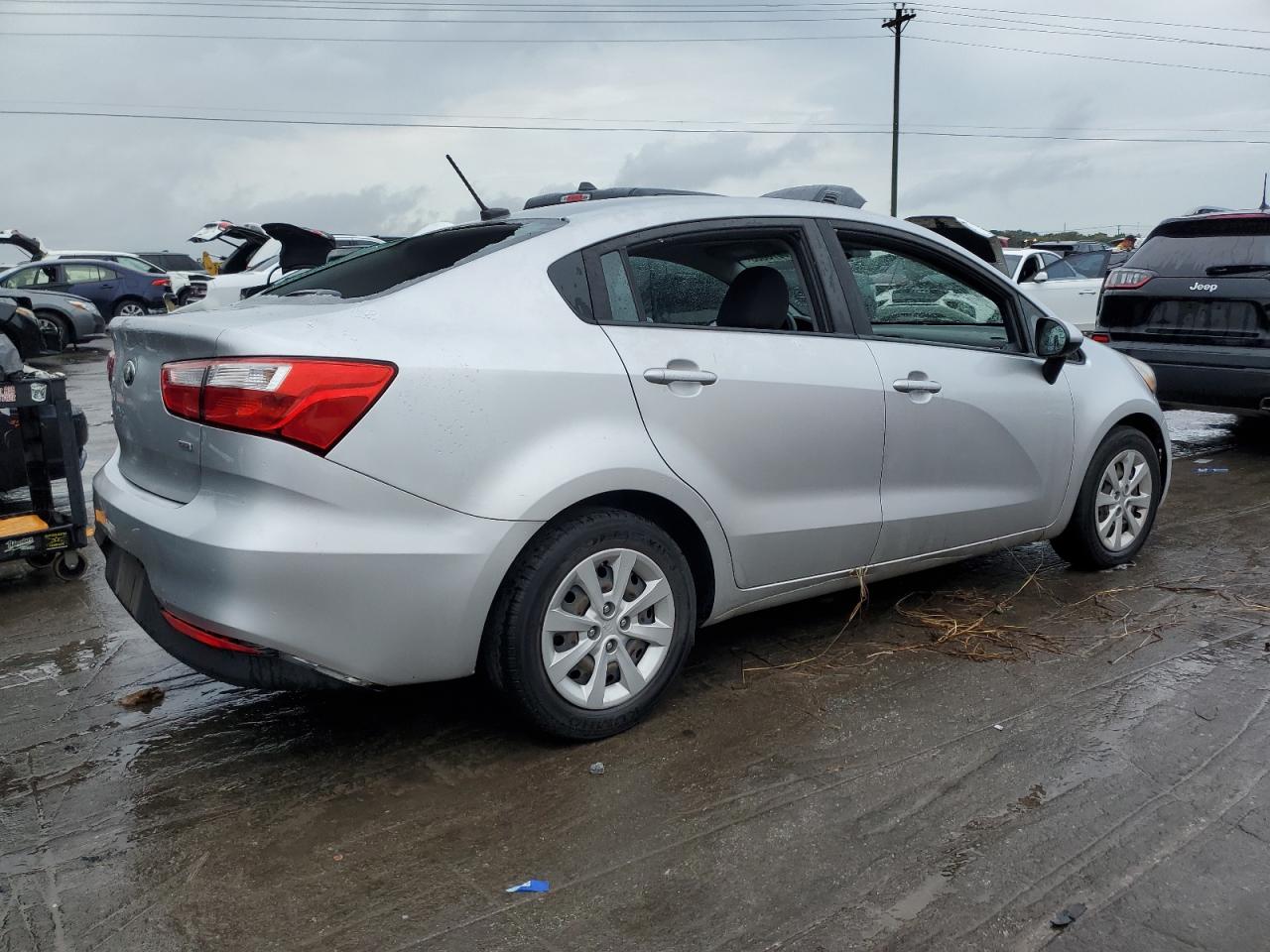 Obraz 3 z 2016 KIA RIO LX 2016 z VIN KNADM4A39G6664436