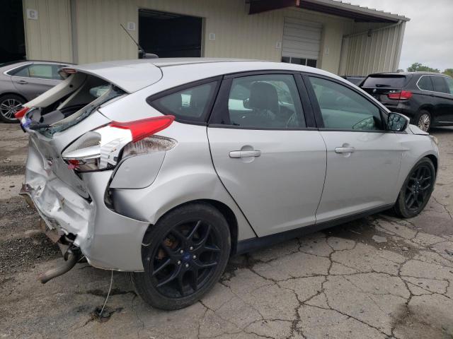 Image 3 of 2016 FORD FOCUS SE 2016 with VIN 1FADP3K21GL307690