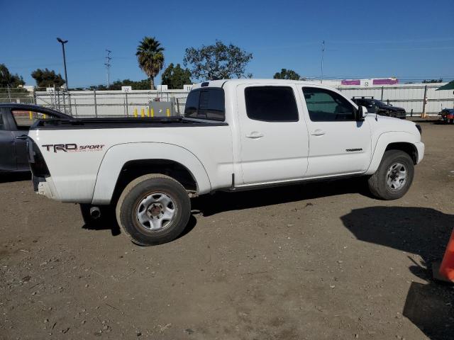 Image 3 of 2015 TOYOTA TACOMA DOUBLE CAB LONG BED 2015 with VIN 3TMMU4FN0FM086707