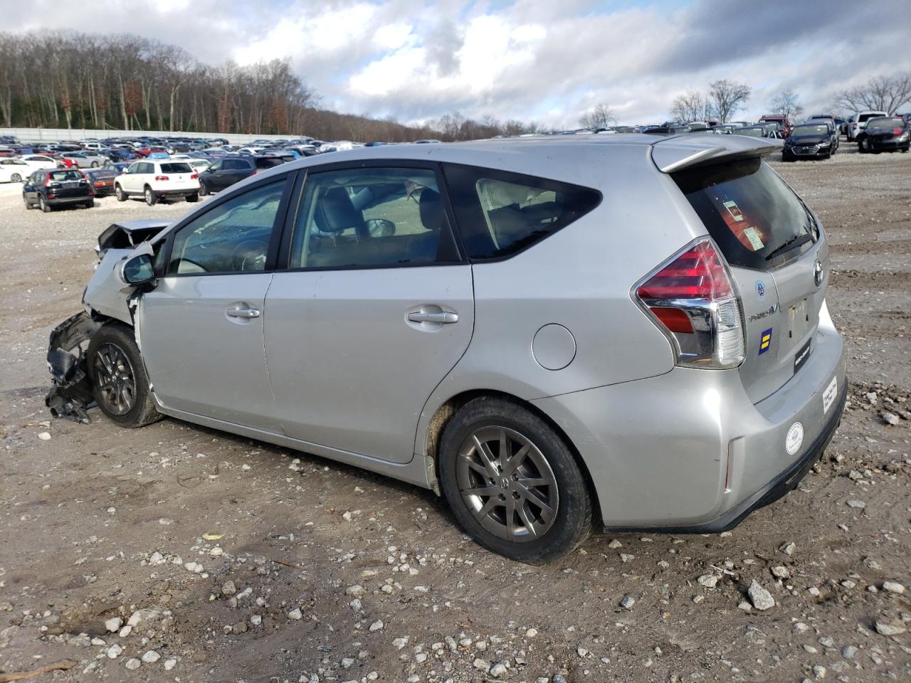Obraz 2 z 2017 TOYOTA PRIUS V  2017 z VIN JTDZN3EU0HJ057388