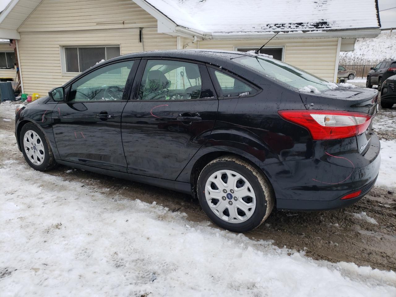 Image 2 of 2012 FORD FOCUS SE 2012 with VIN 1FAHP3F2XCL293634