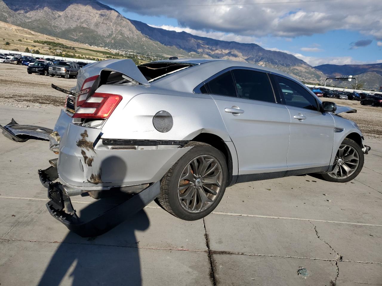 Изображение 3 Ford Taurus Limited 2014 с VIN 1FAHP2F86EG109476