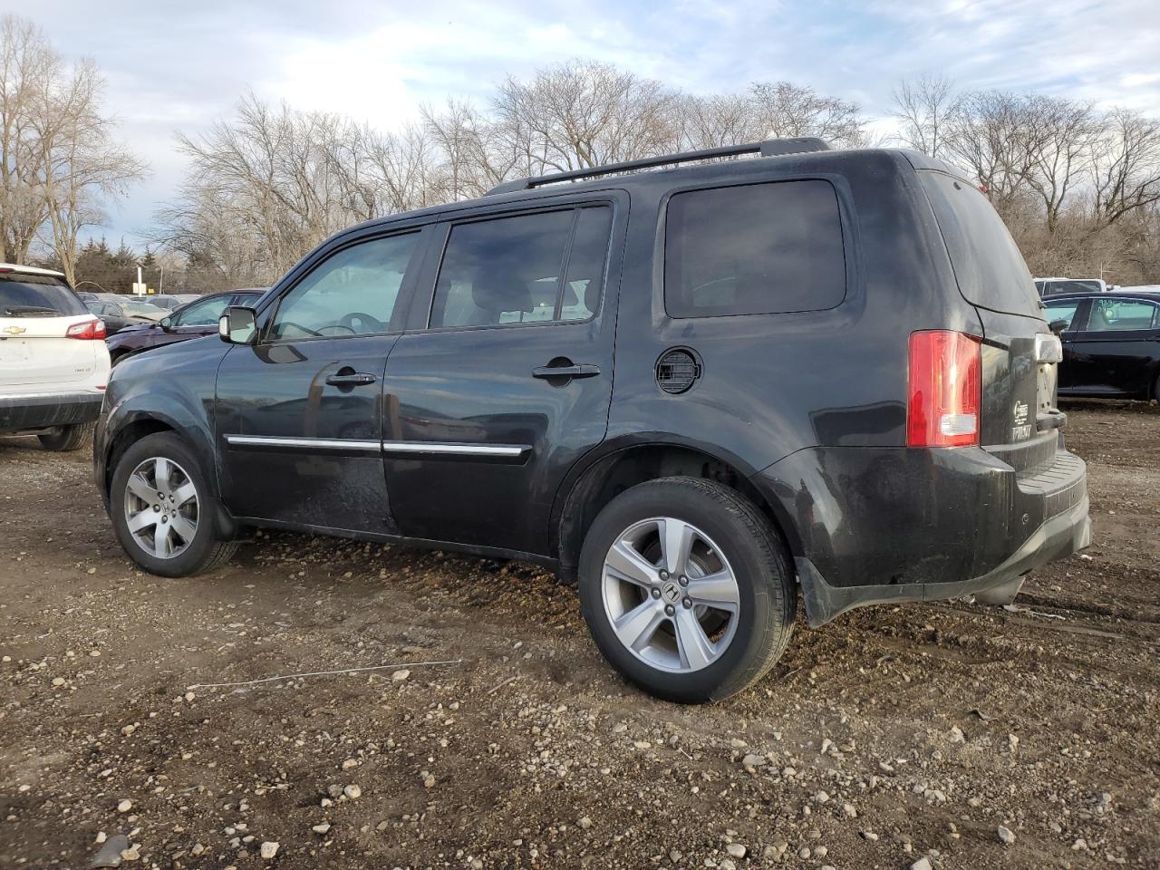 Изображение 2 2014 HONDA PILOT TOURING 2014 с VIN 5FNYF4H98EB019691