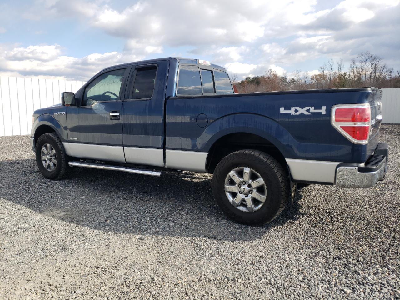 Image 2 of 2014 FORD F150 SUPER CAB 2014 with VIN 1FTFX1ET6EFB05743