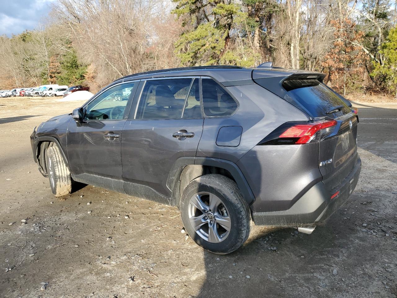 Image 2 of 2022 TOYOTA RAV4 XLE 2022 with VIN 2T3P1RFV6NW285065