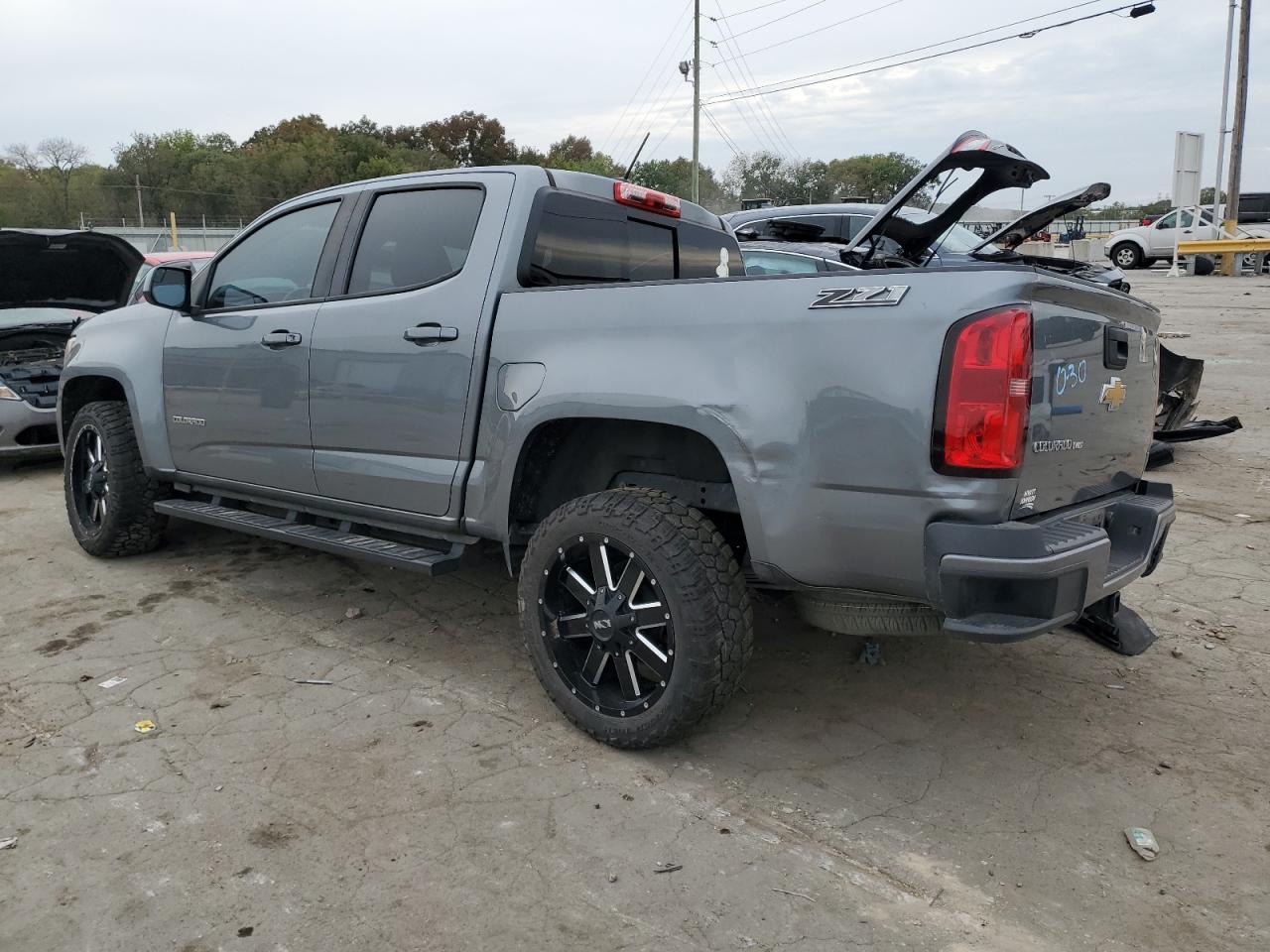 Image 2 of 2018 CHEVROLET COLORADO Z71 2018 with VIN 1GCGSDEN3J1212147