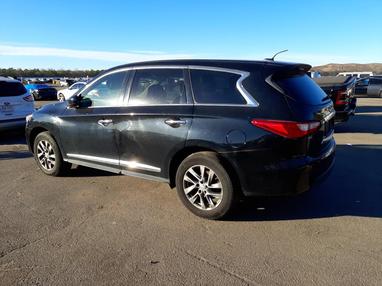 Image 2 of 2015 INFINITI QX60  2015 with VIN 5N1AL0MM6FC512129