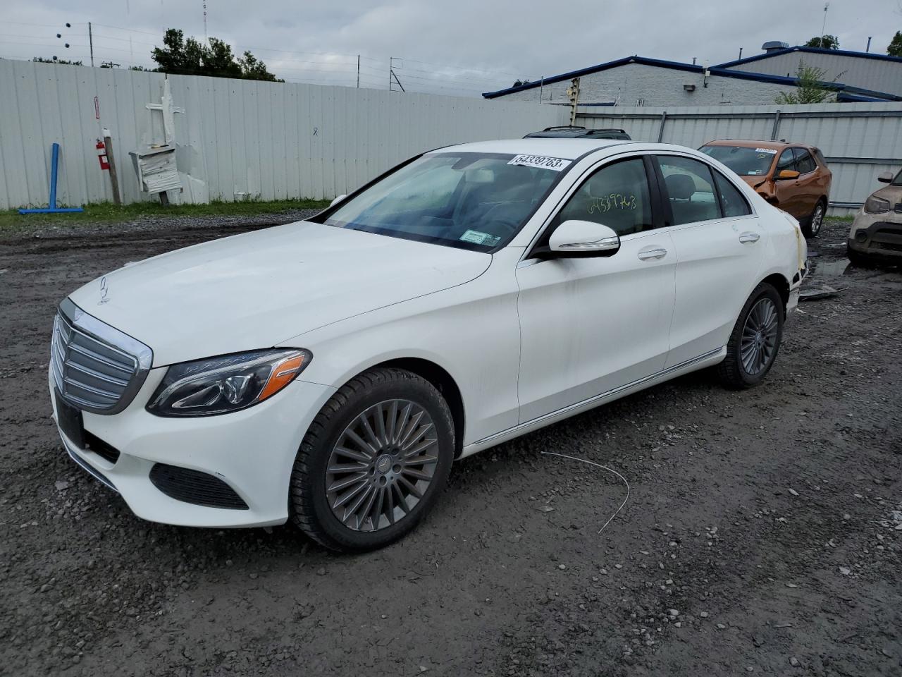 Изображение 1 2015 MERCEDES-BENZ C 300 4MATIC 2015 с VIN 55SWF4KB3FU016250