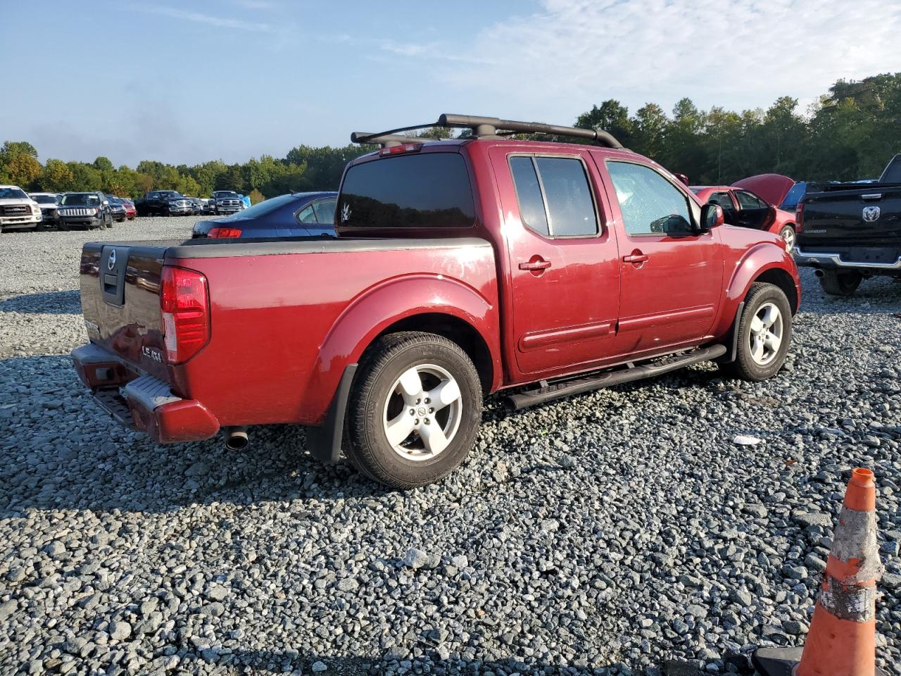 Image 3 of 2005 NISSAN FRONTIER CREW CAB LE 2005 with VIN 1N6AD07W05C433694