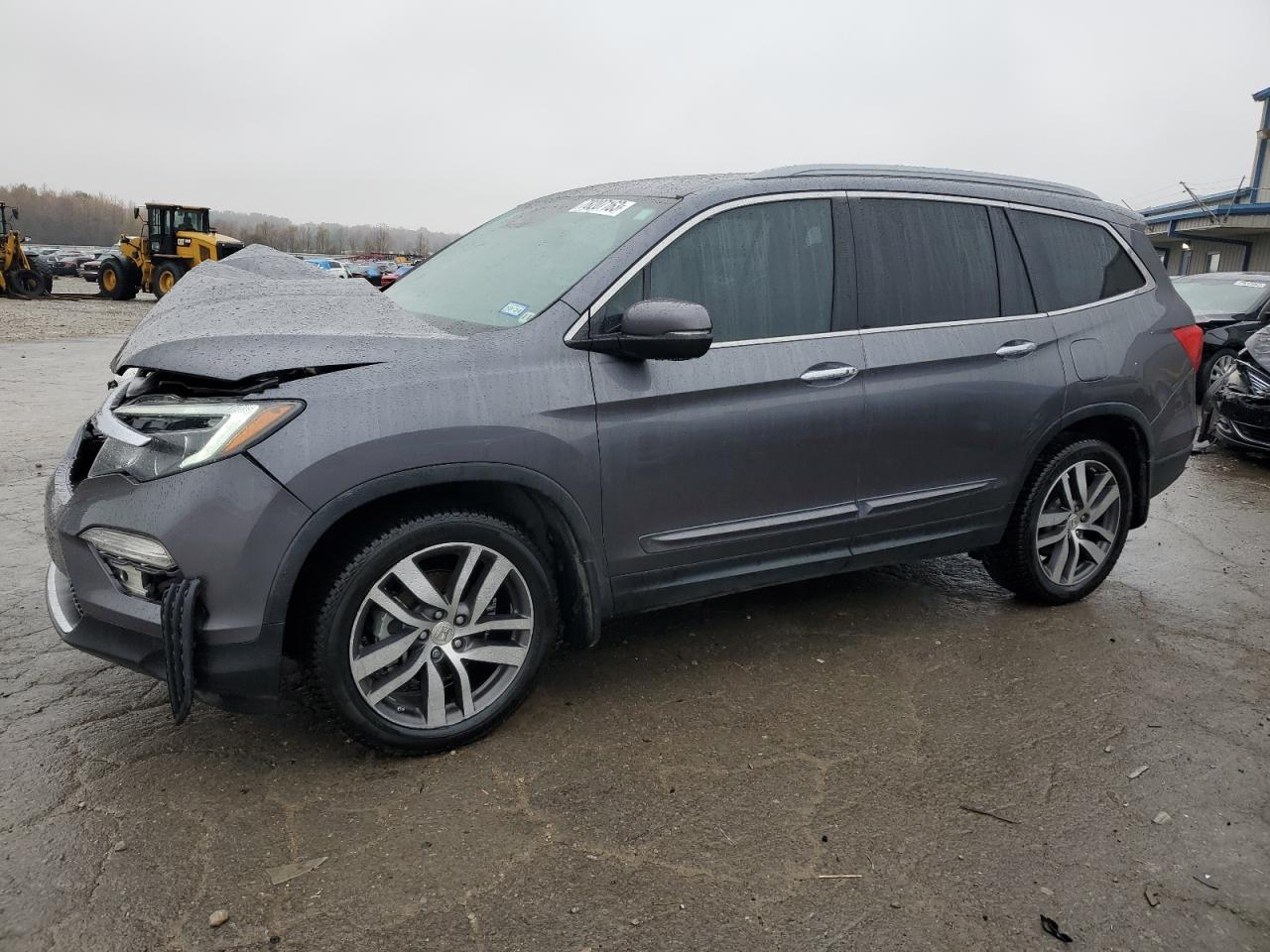 Image 1 of 2016 HONDA PILOT TOURING 2016 with VIN 5FNYF5H95GB017647