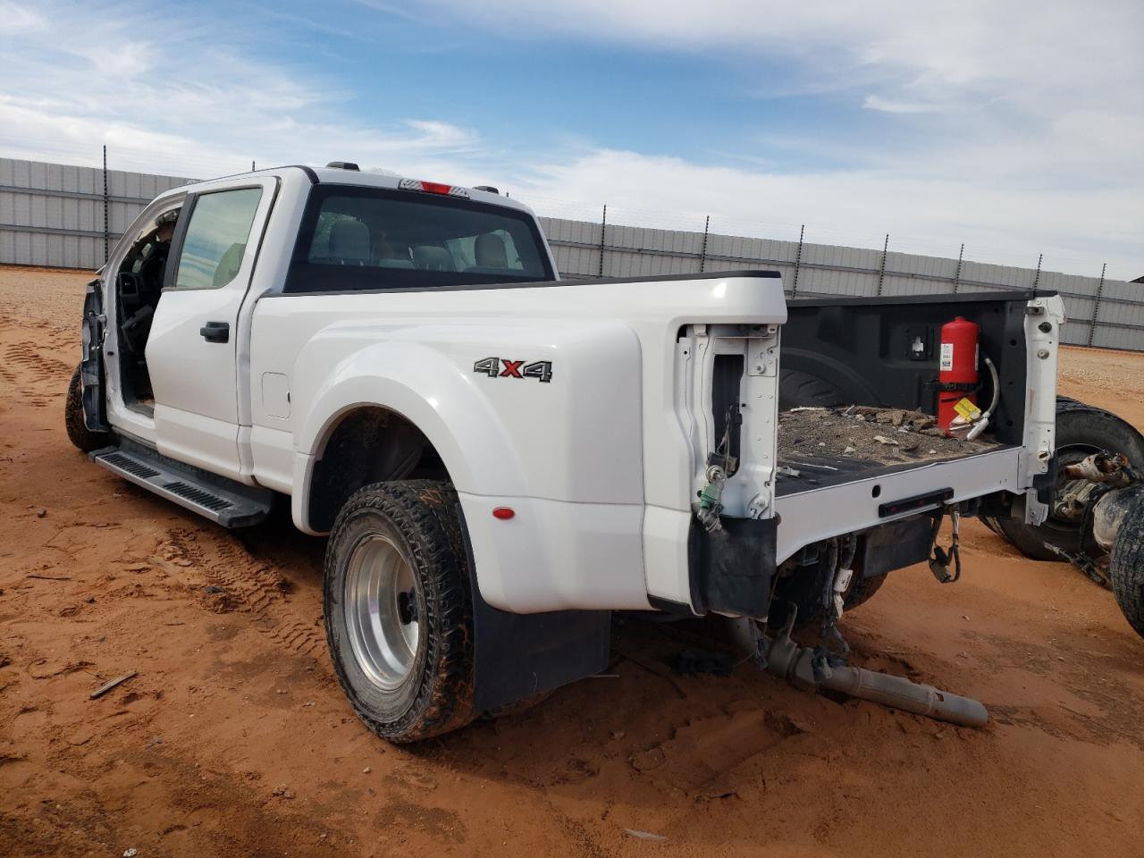 Image 2 of 2020 FORD F350 SUPER DUTY 2020 with VIN 1FT8W3DT6LED36802