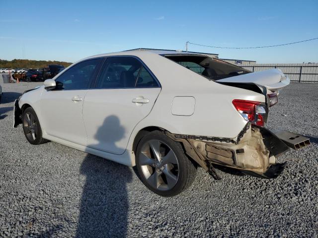 Image 2 of 2014 TOYOTA CAMRY L 2014 with VIN 4T1BF1FK3EU421888