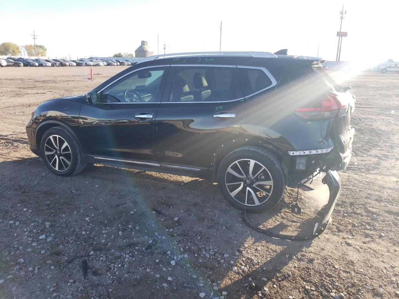 Image 2 of 2019 NISSAN ROGUE S 2019 with VIN 5N1AT2MT1KC816627