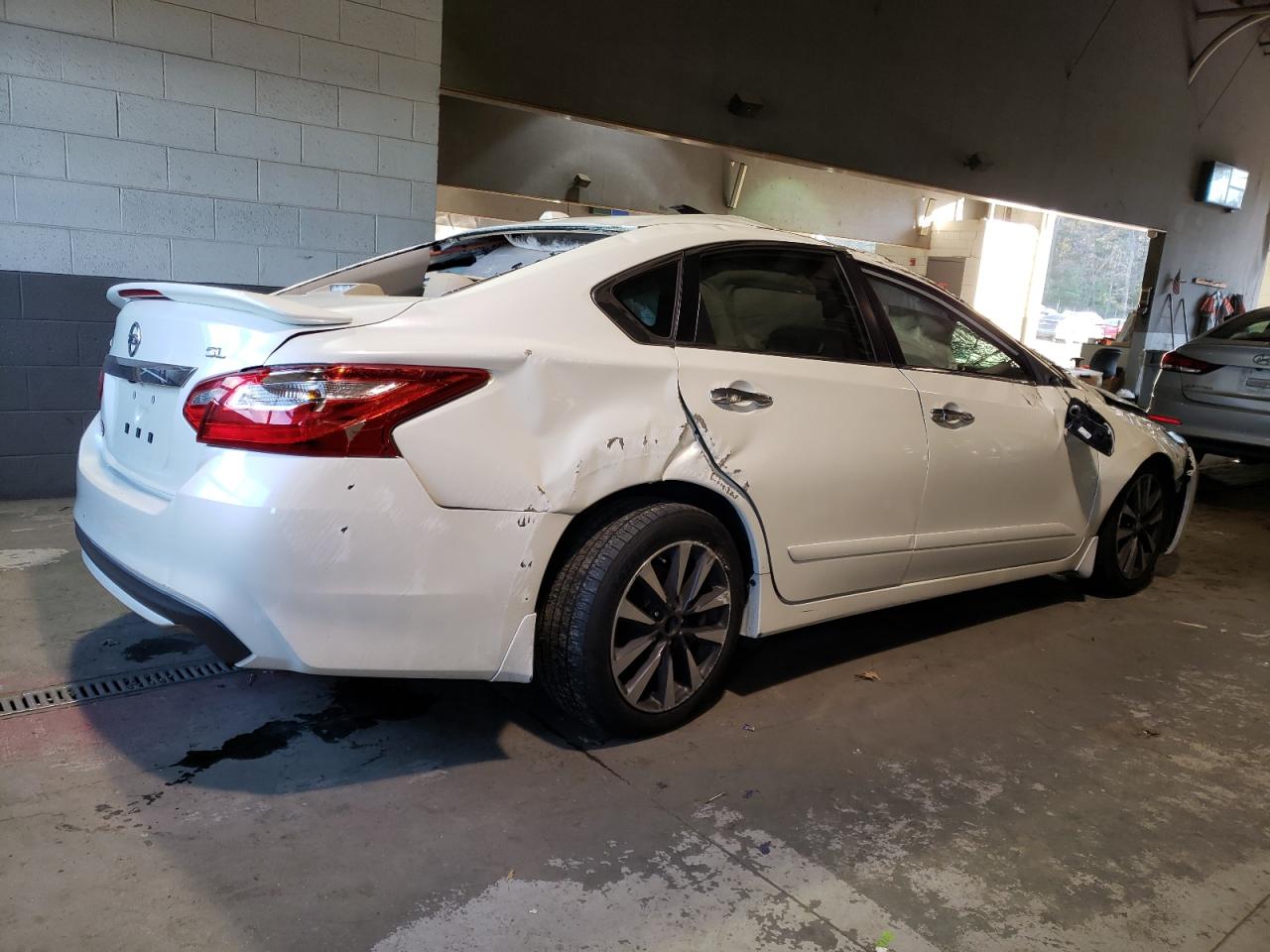 Image 3 of 2016 NISSAN ALTIMA 2.5 2016 with VIN 1N4AL3AP4GC237243