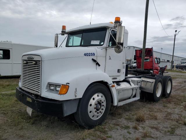 Image 2 of 2001 FREIGHTLINER CONVENTION FLD112 2001 with VIN 1FUJACAS91LH83656