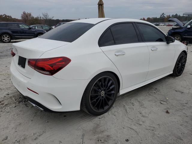 Image 3 of 2019 MERCEDES-BENZ A 220 2019 with VIN WDD3G4EBXKW028176