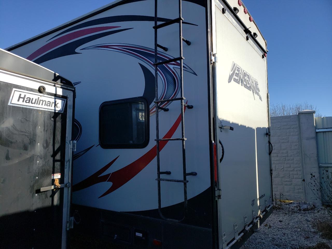 Obraz 3 z 2016 WILDWOOD VENEGEANCE 2016 z VIN 4X4FVGG22GR500625