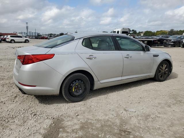 Obraz 3 z 2013 KIA OPTIMA LX 2013 z VIN 5XXGM4A75DG123786
