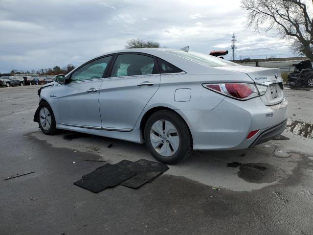 Image 2 of 2015 HYUNDAI SONATA HYBRID 2015 with VIN KMHEC4A43FA135350