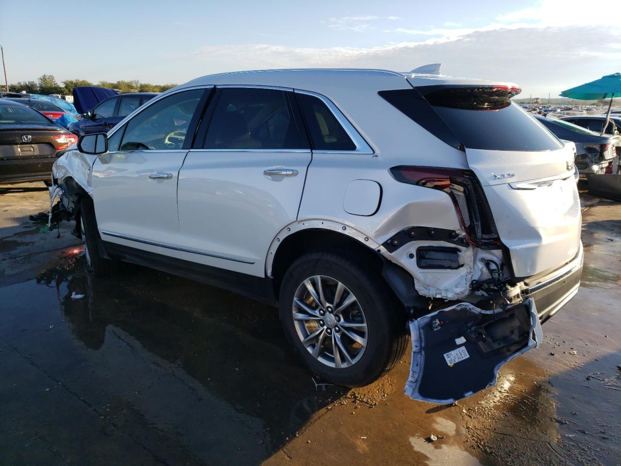 Obraz 2 z 2022 CADILLAC XT5 PREMIUM LUXURY 2022 z VIN 1GYKNCR44NZ118602