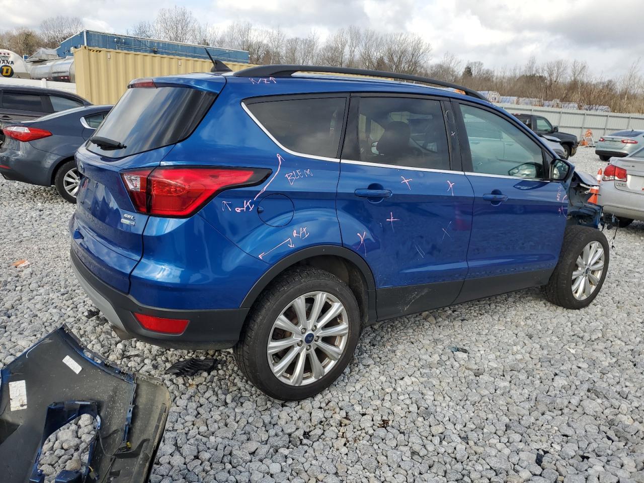 Image 3 of 2019 FORD ESCAPE SEL 2019 with VIN 1FMCU9HDXKUA14489