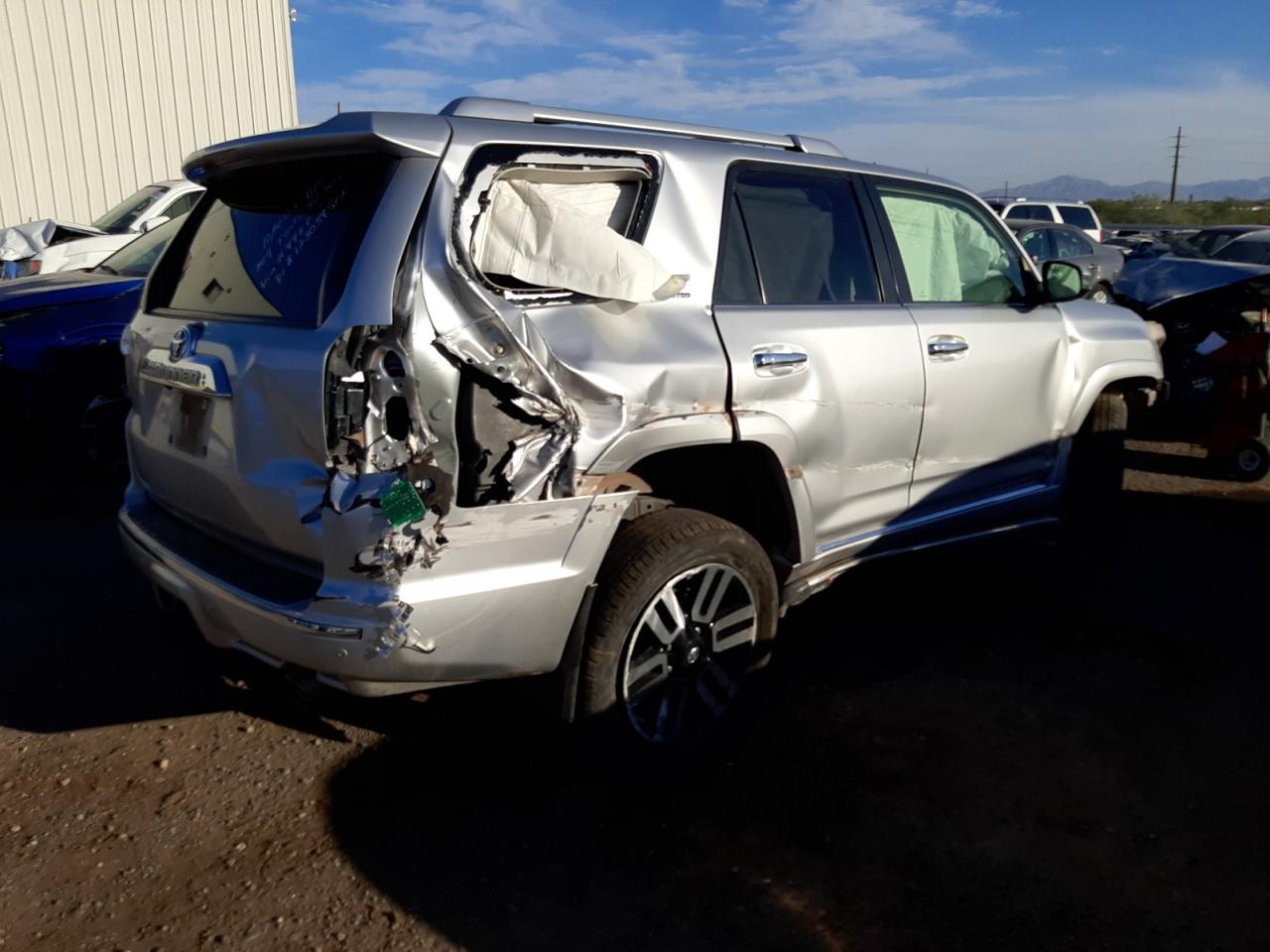 Obraz 3 z 2014 TOYOTA 4RUNNER SR5 2014 z VIN JTEBU5JRXE5169987