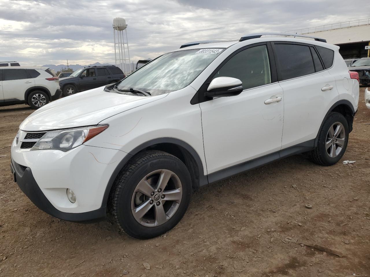 Image 1 of 2015 TOYOTA RAV4 XLE 2015 with VIN JTMWFREVXFD065814