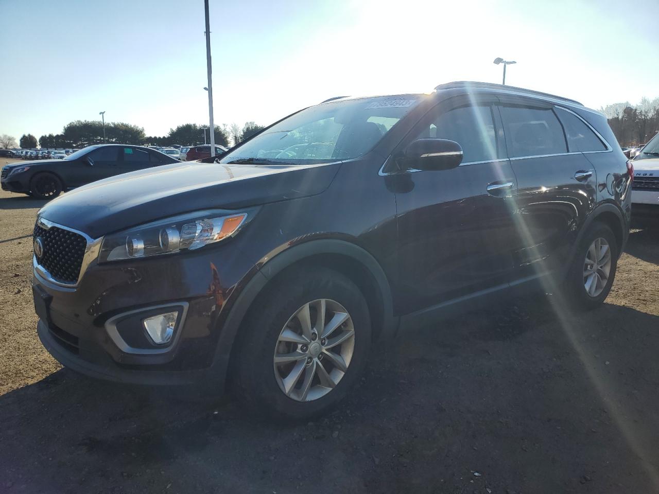 Image 1 of 2016 KIA SORENTO LX 2016 with VIN 5XYPG4A38GG064138