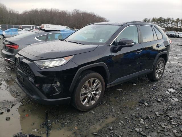Obraz 1 z 2021 TOYOTA RAV4 XLE PREMIUM 2021 z VIN 2T3A1RFV3MW244221