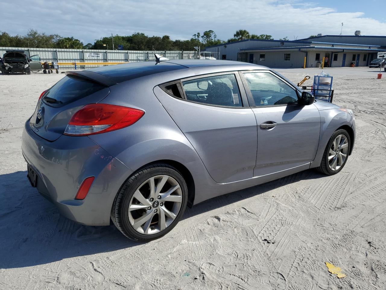 Image 3 of 2016 HYUNDAI VELOSTER  2016 with VIN KMHTC6AD3GU277295