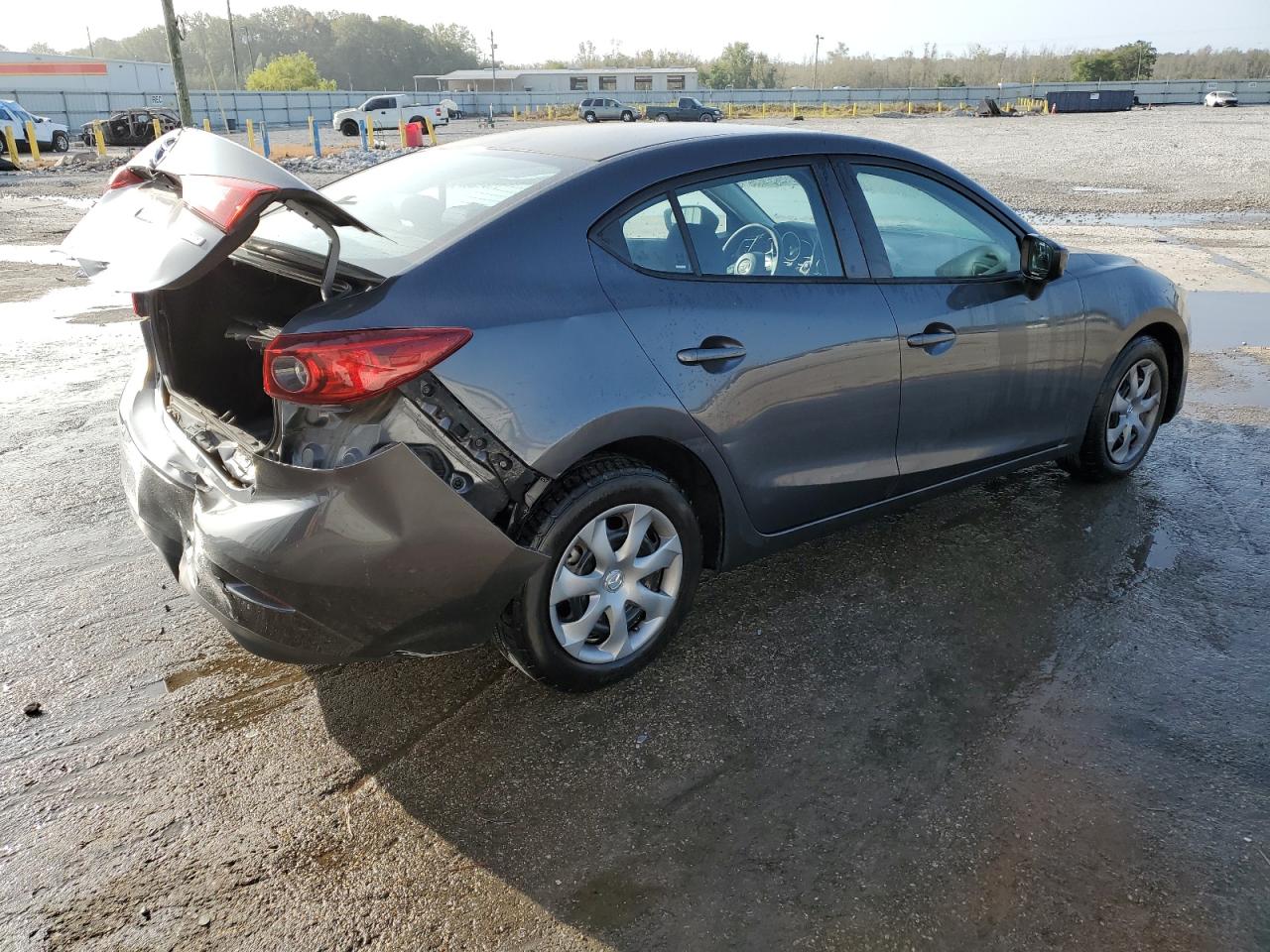 Obraz 3 z Mazda 3 Sport 2014 z VIN JM1BM1U75E1122445