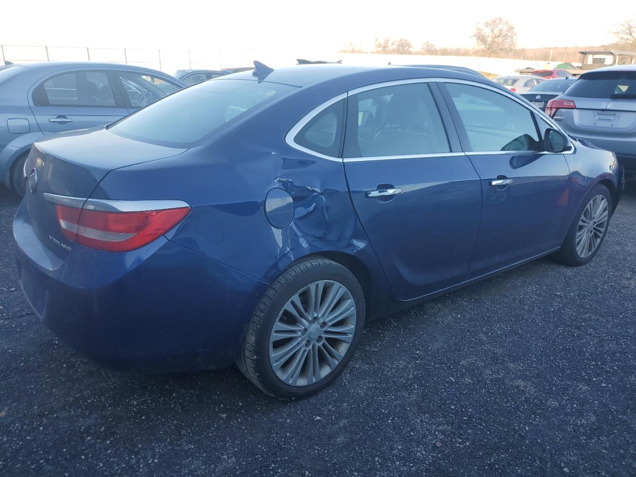 Obraz 3 z 2013 BUICK VERANO  2013 z VIN 1G4PP5SK9D4195838