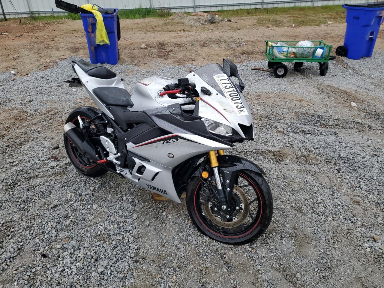 Изображение 2020 YAMAHA YZFR3 A 2020