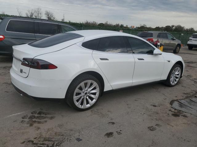 Image 3 of 2015 TESLA MODEL S  2015 with VIN 5YJSA1E23FF119743