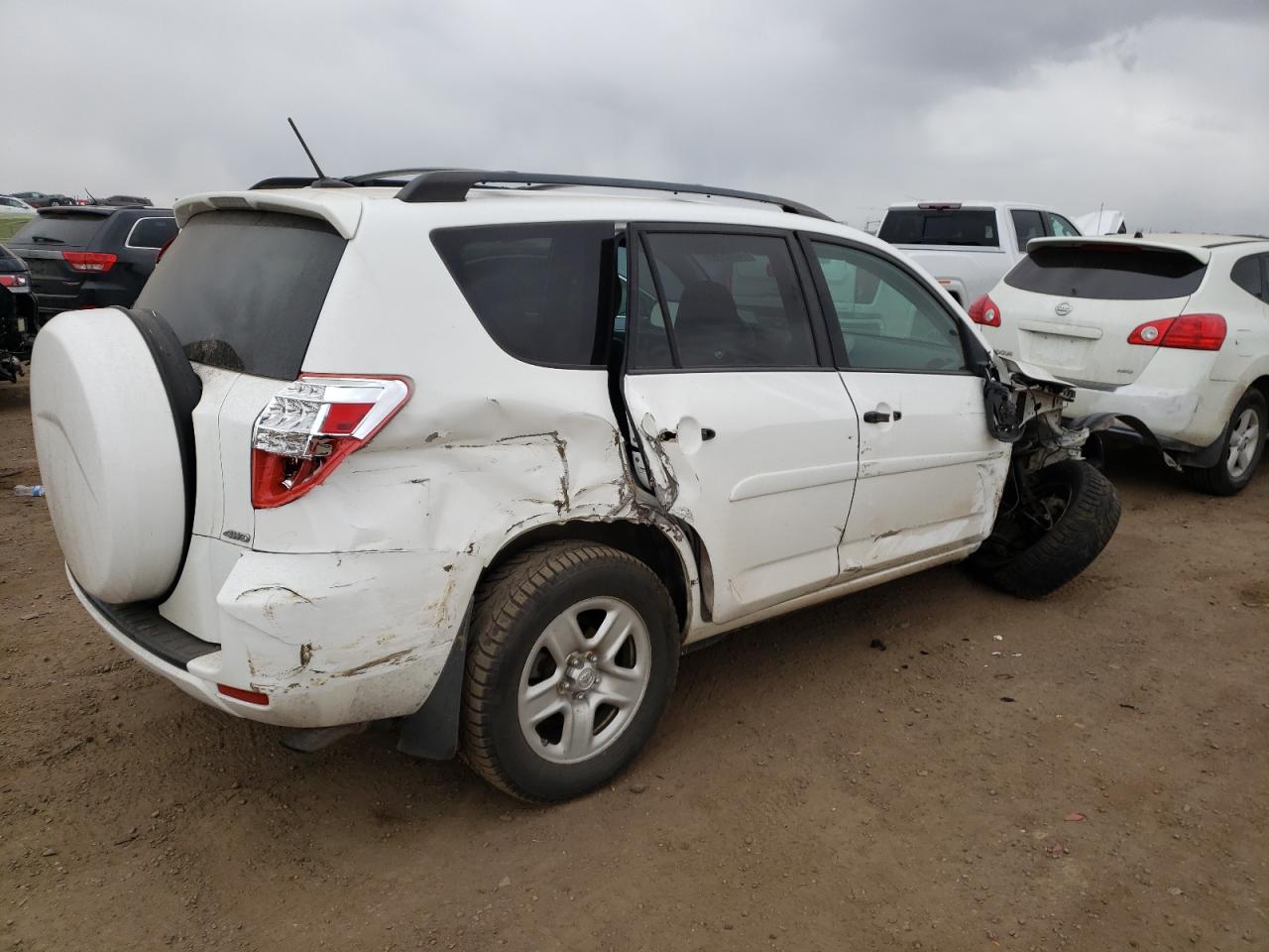 Image 3 of 2012 TOYOTA RAV4  2012 with VIN 2T3BF4DV5CW262181