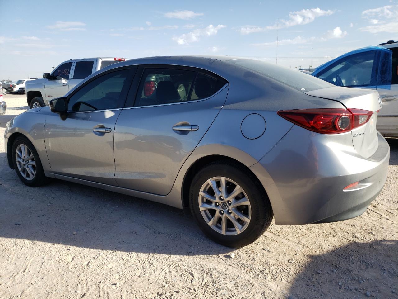 Изображение 2 2016 MAZDA 3 SPORT 2016 с VIN 3MZBM1U79GM251596