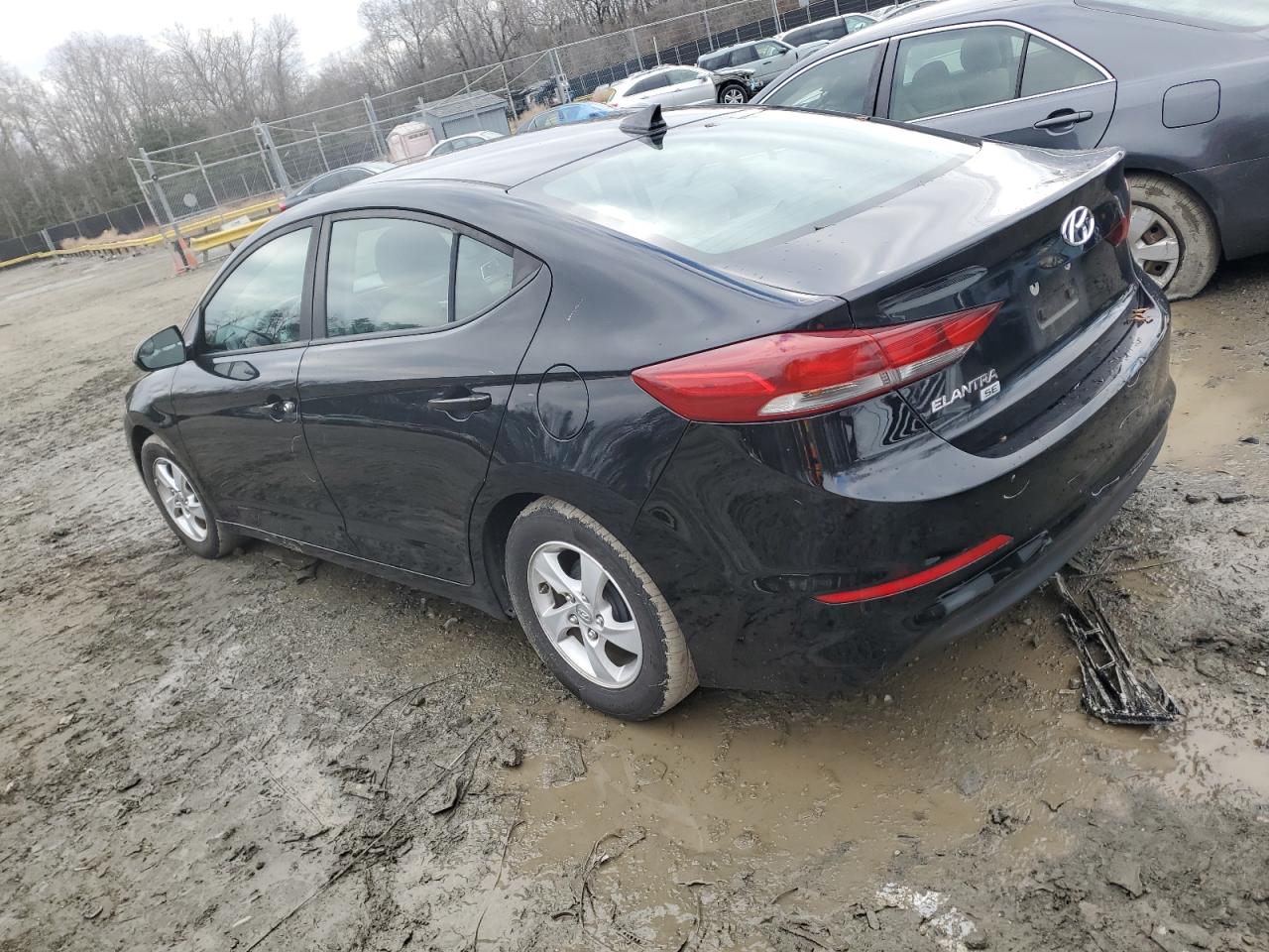 Obraz 2 z 2017 HYUNDAI ELANTRA SE 2017 z VIN KMHD74LF5HU078262