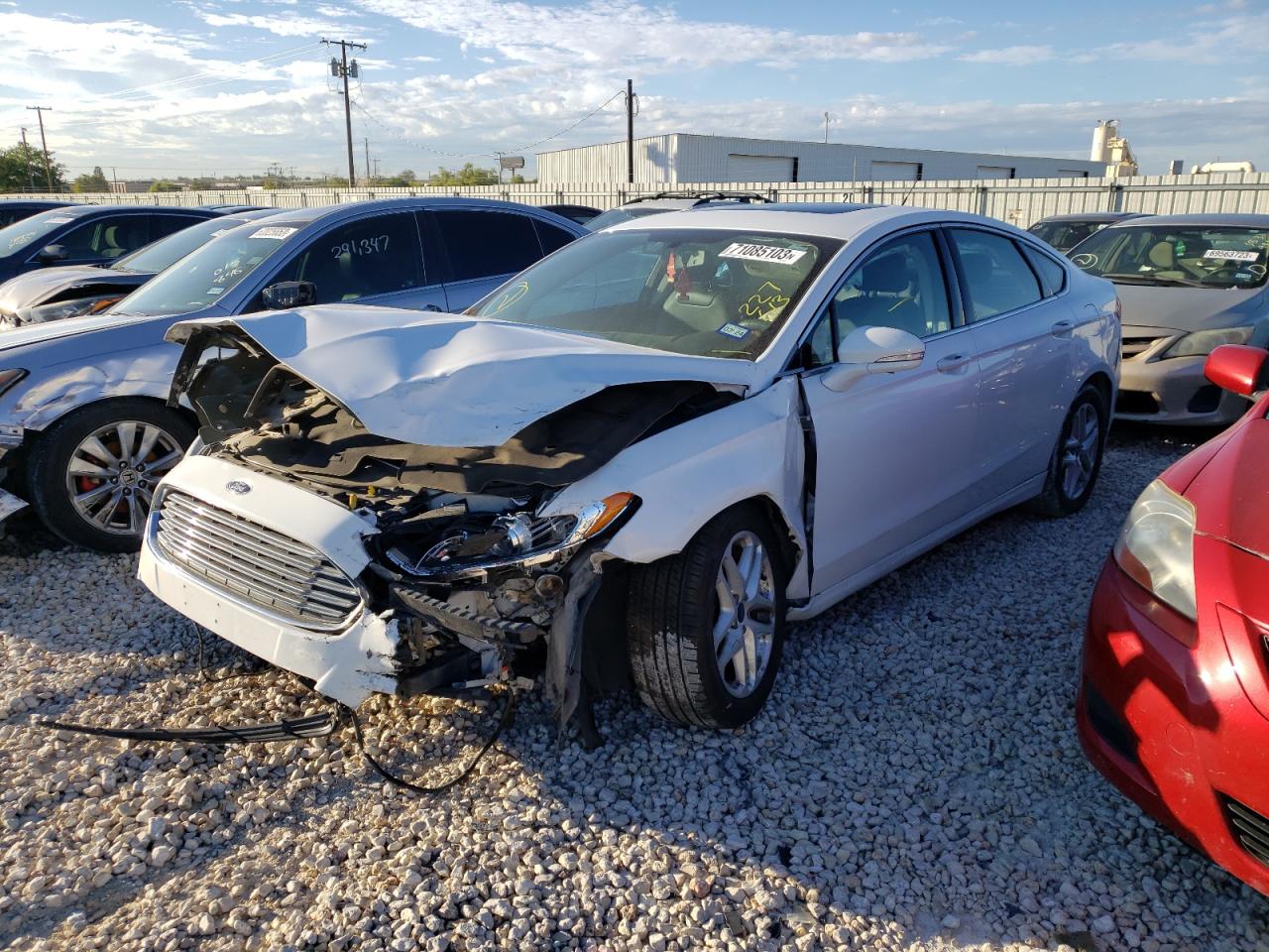 Obraz 1 z 2015 FORD FUSION SE 2015 z VIN 3FA6P0HDXFR227613