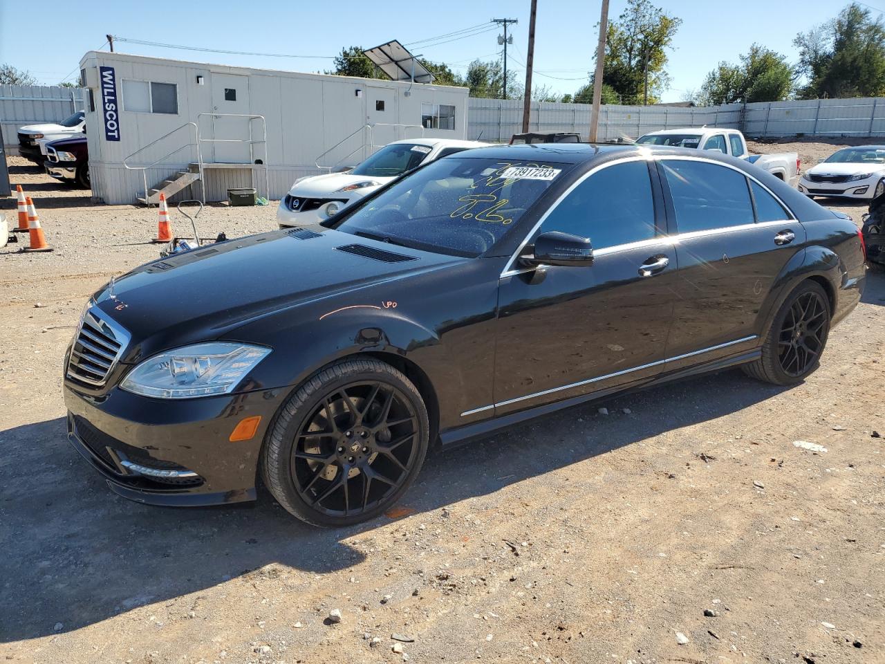Image 1 of 2011 MERCEDES-BENZ S 550 2011 with VIN WDDNG7BB5BA401202