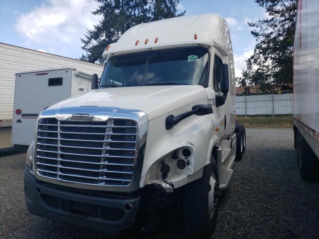 Изображение 2 2016 FREIGHTLINER CASCADIA 125  2016 с VIN 3AKJGLBG2GSHM9077