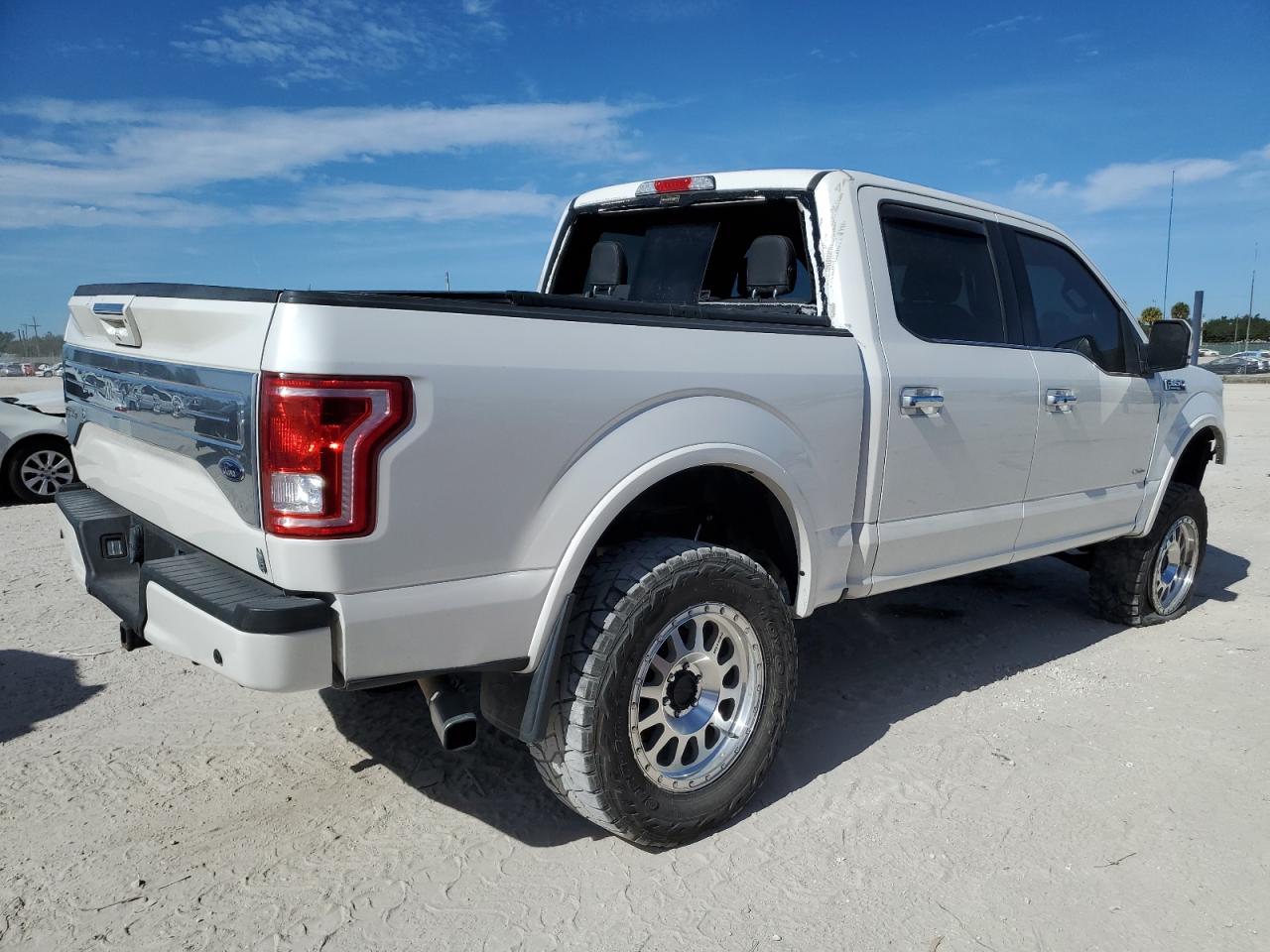 Изображение 3 2016 FORD F150 SUPERCREW 2016 с VIN 1FTEW1EG2GFC58849