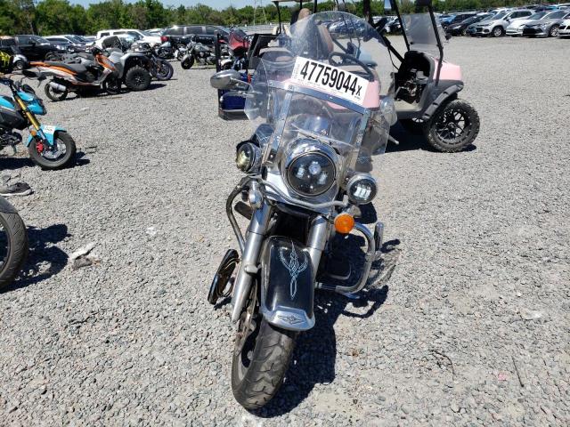 Image 2 of 2016 HARLEY-DAVIDSON FLHR ROAD KING 2016 with VIN 1HD1FBM1XGB691407