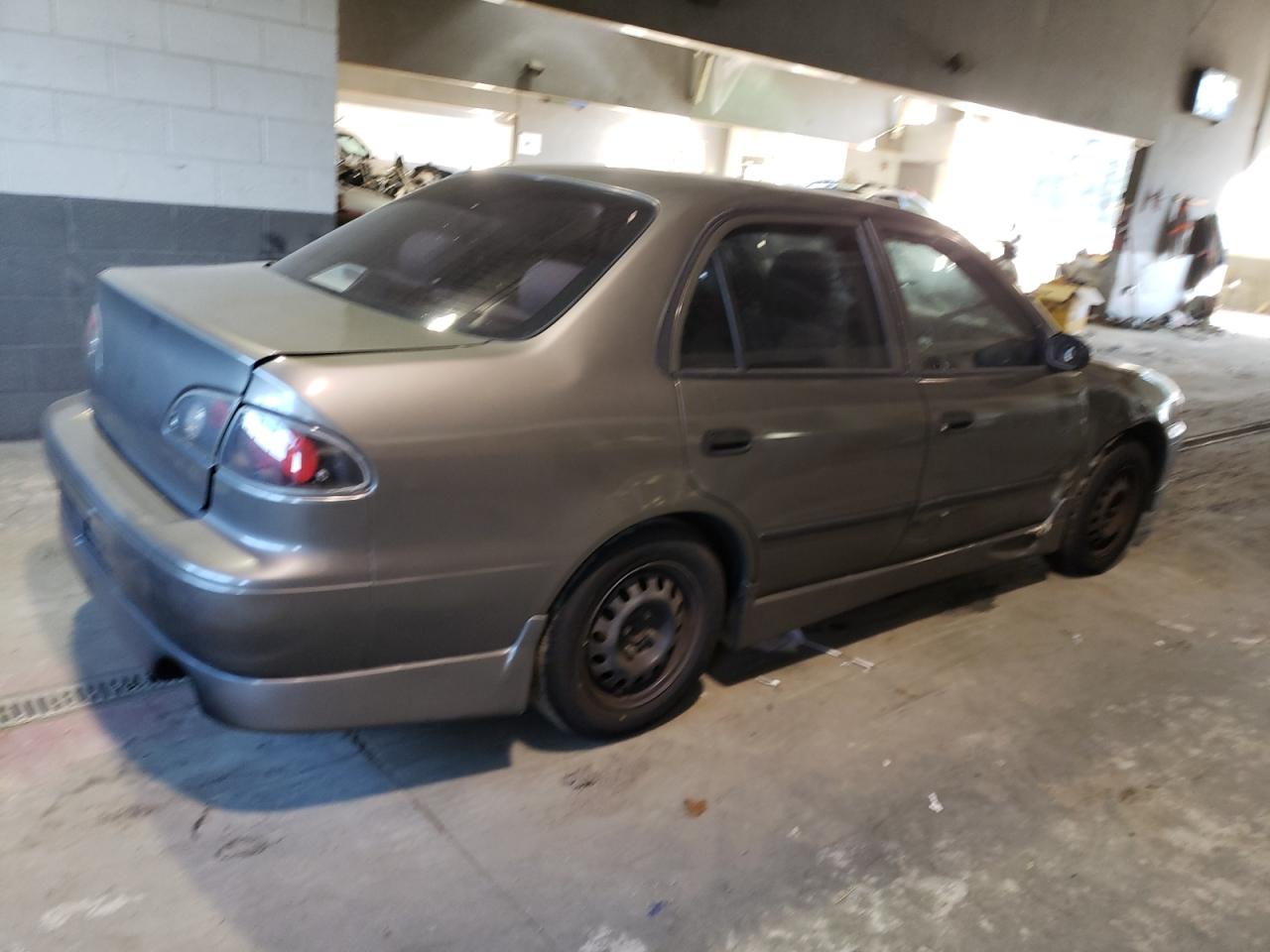 Image 3 of 2001 TOYOTA COROLLA CE 2001 with VIN 2T1BR12E91C414379