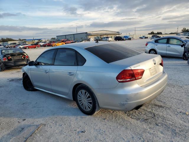 Obraz 2 z 2015 VOLKSWAGEN PASSAT S 2015 z VIN 1VWAT7A36FC049706